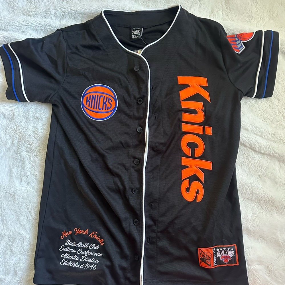 New York Knicks Button Up Jersey